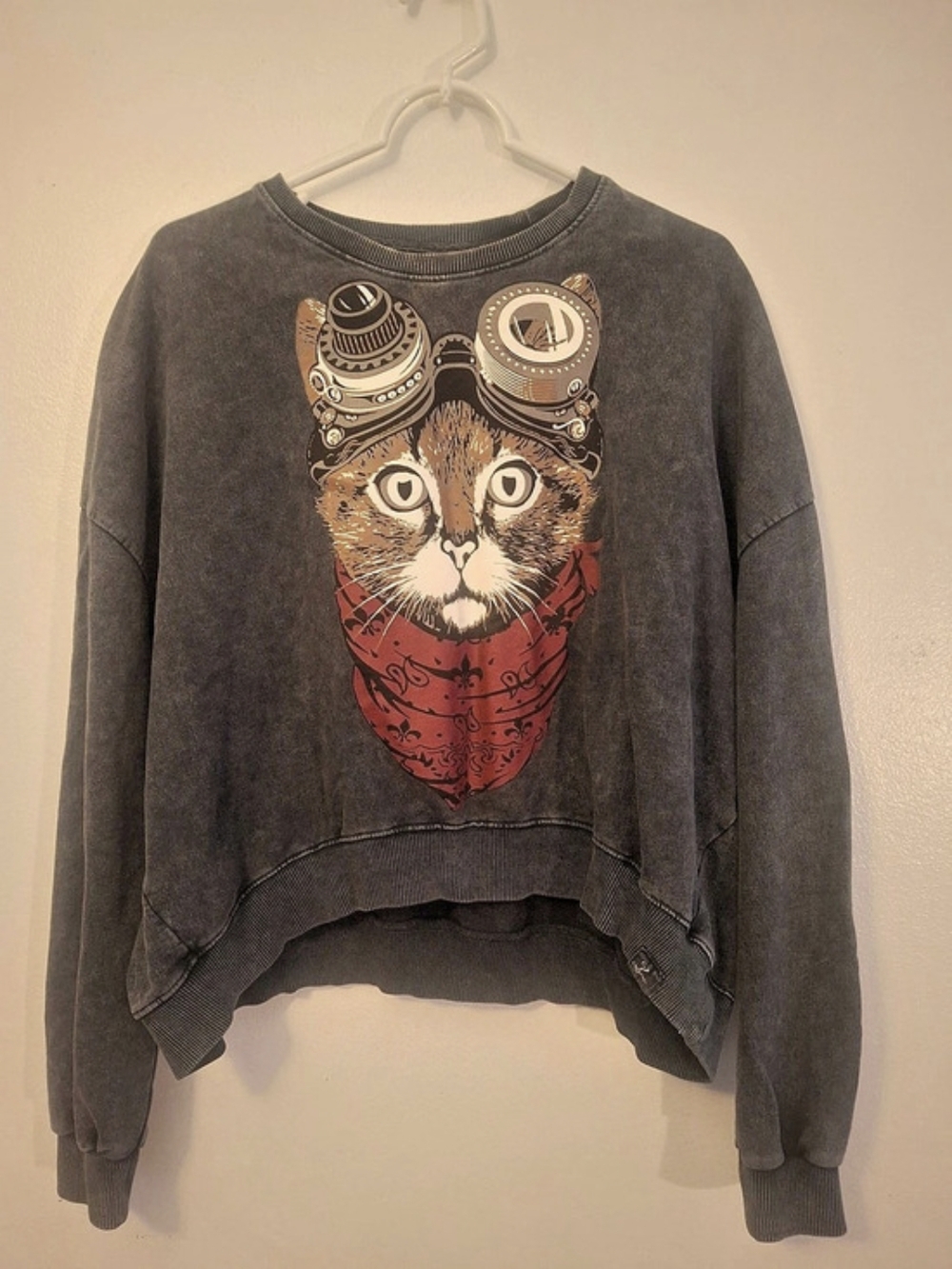 SPONDER Graphic Cat Sweatshirt Size Medium